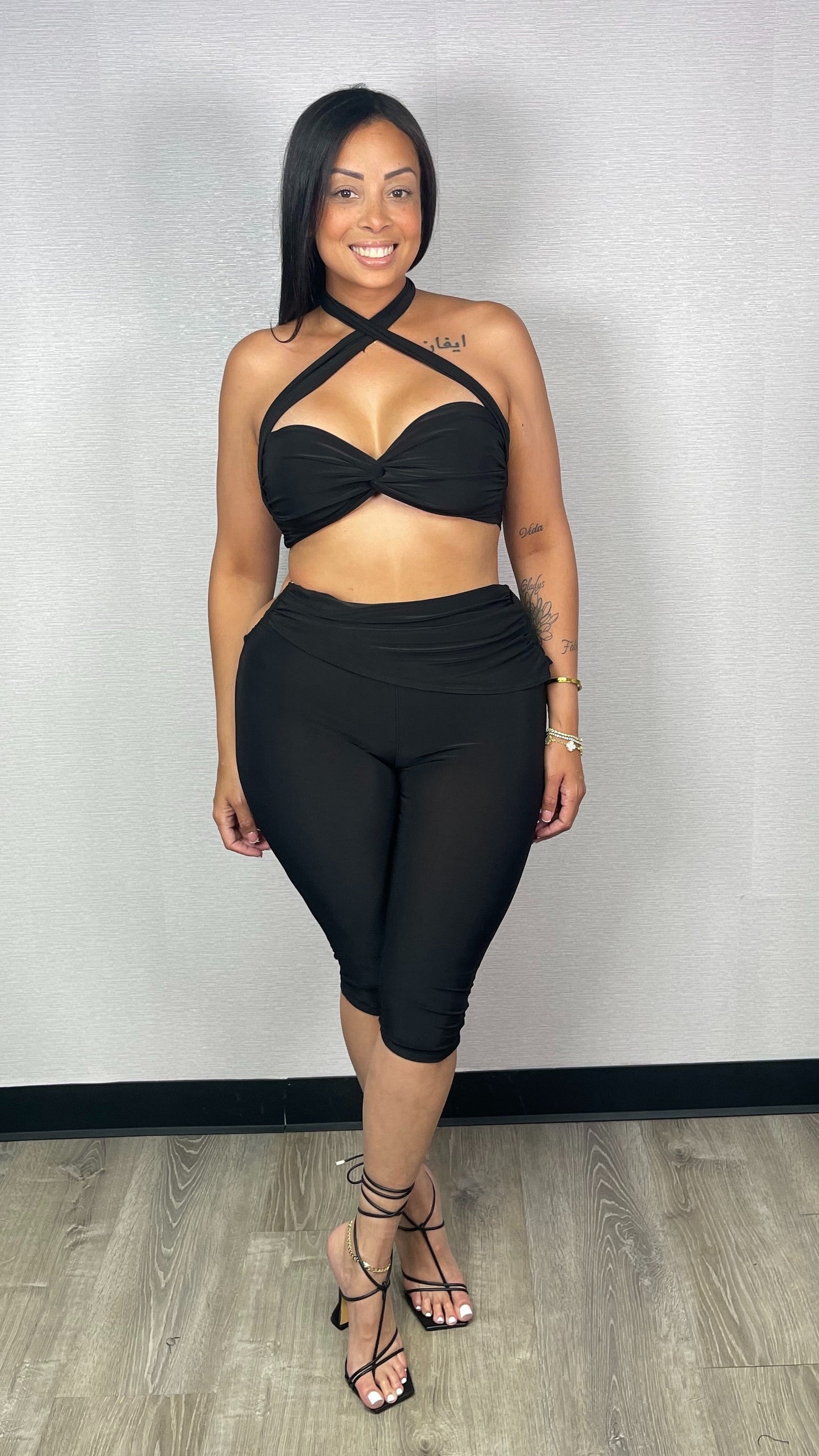 DAYANA CAPRI BLACK SET
