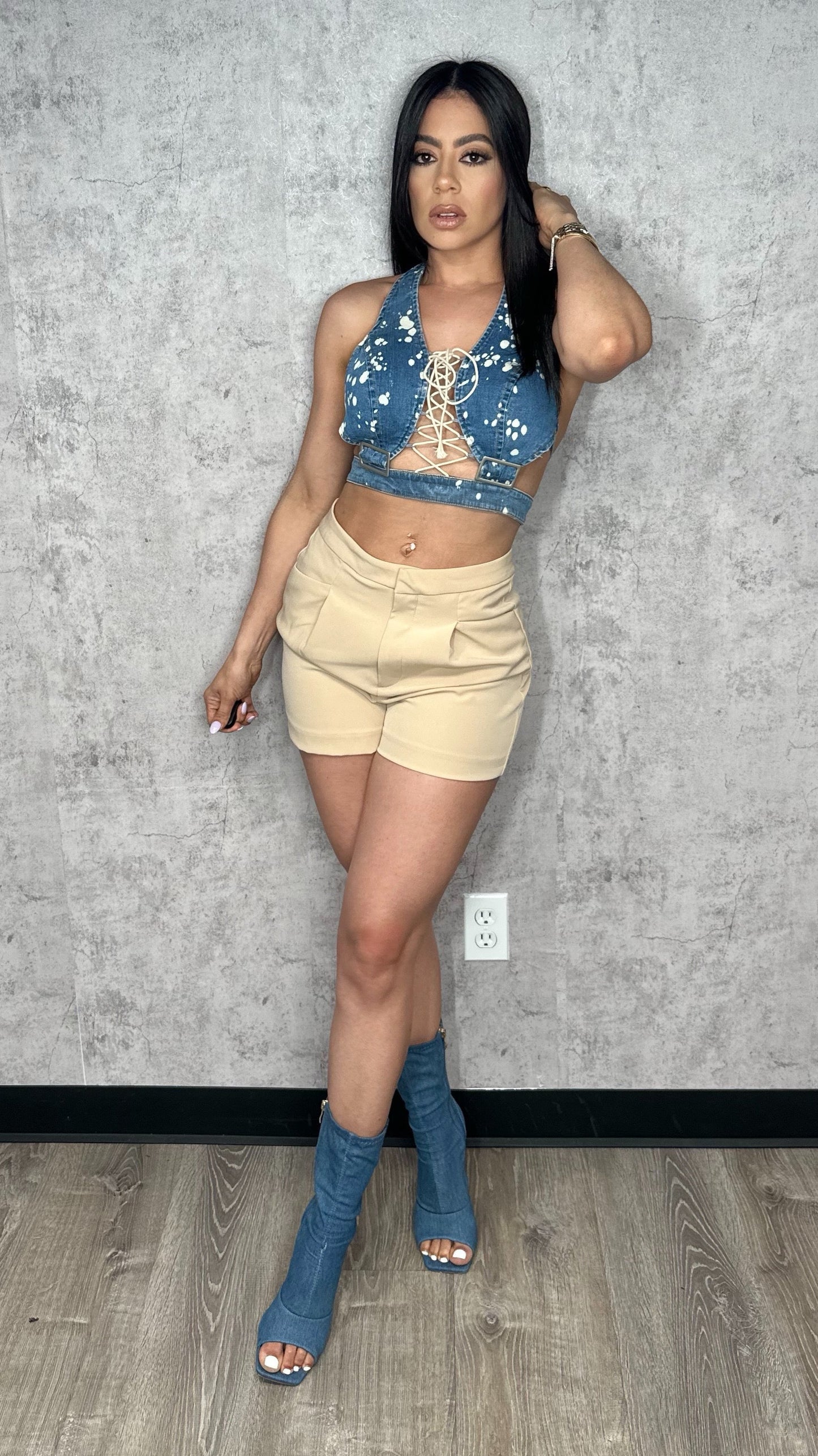 Woven Pleated Waist Shorts Khaki