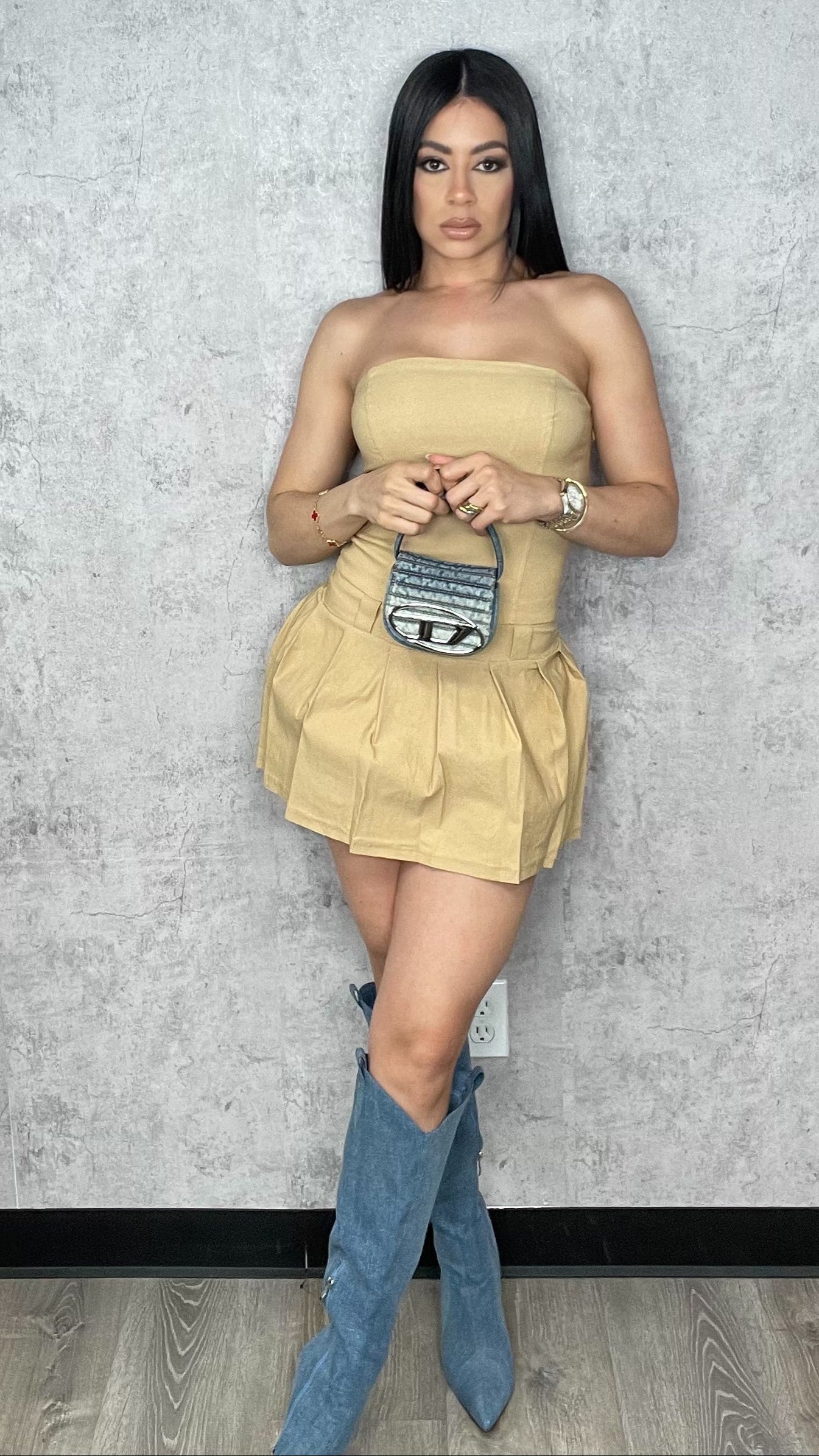 STRAPLESS TUBE FIT & FLARE PLEATED DRESS