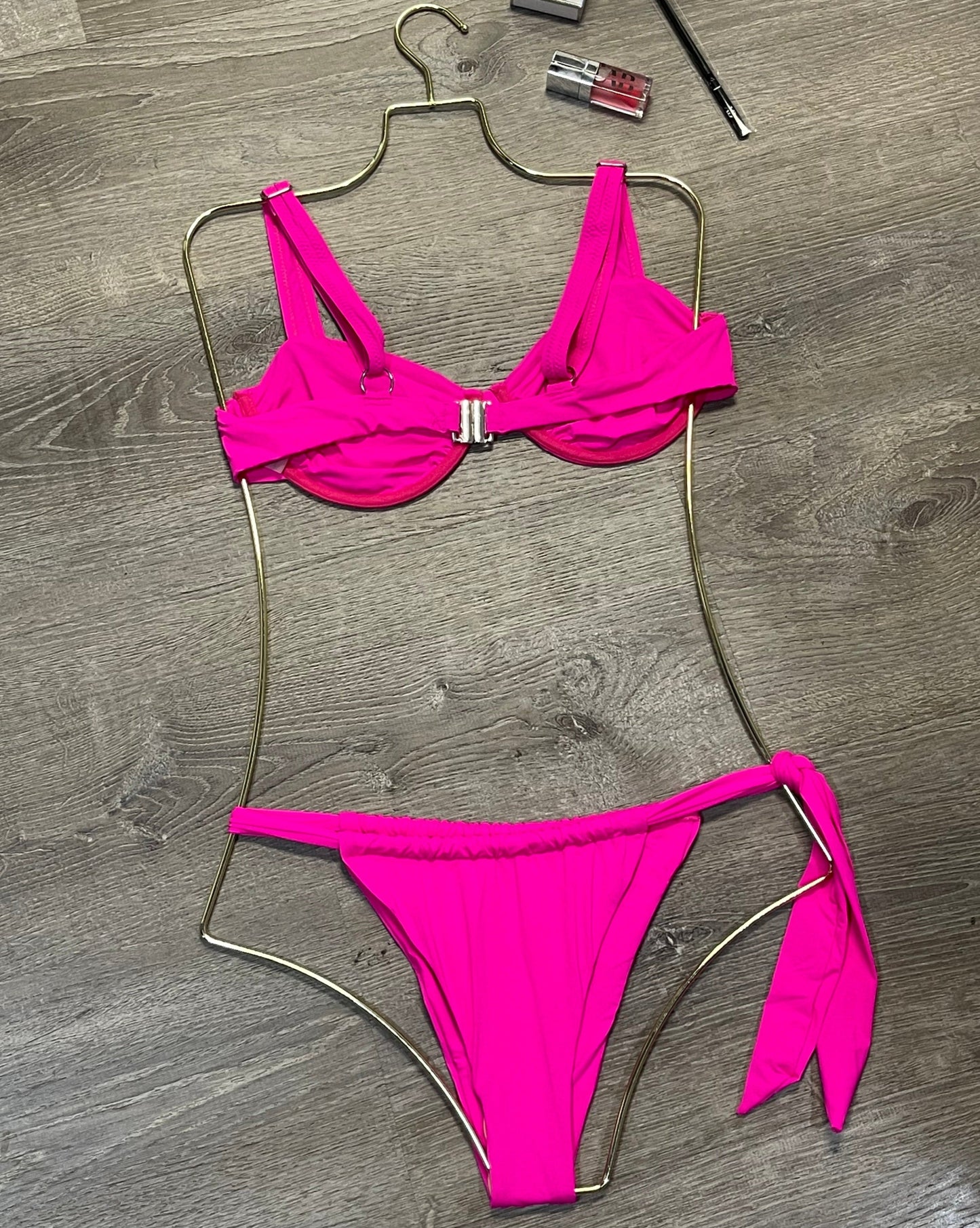 Nini Single Side Tie