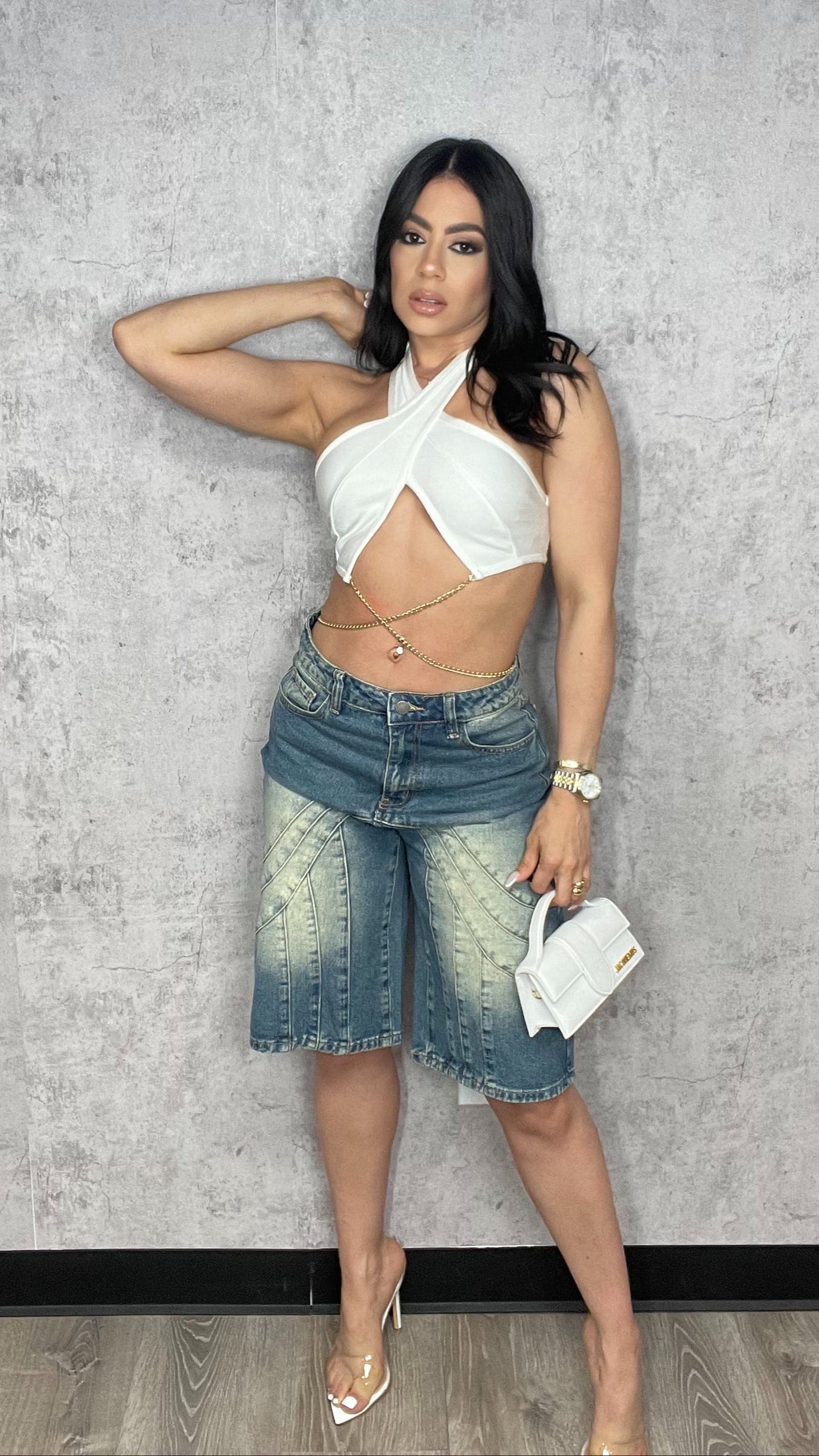 Amanda White & Chain Top