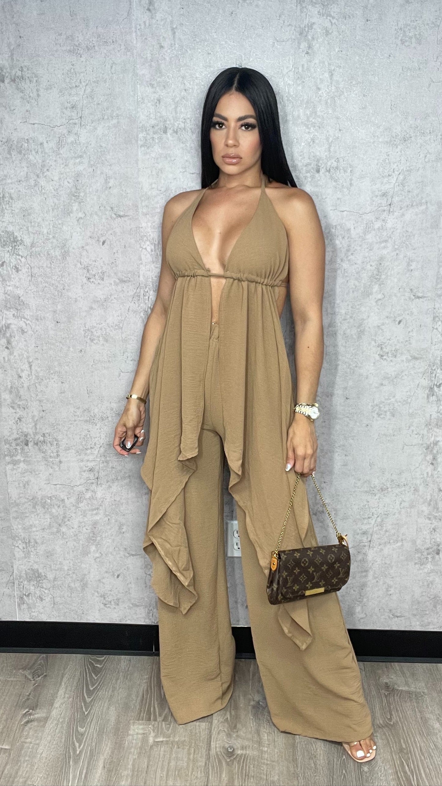 HALTER TOP AND FLOWY PANTS Set Khaki