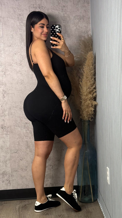 ONE SIZE CAPRI ROMPER BLACK