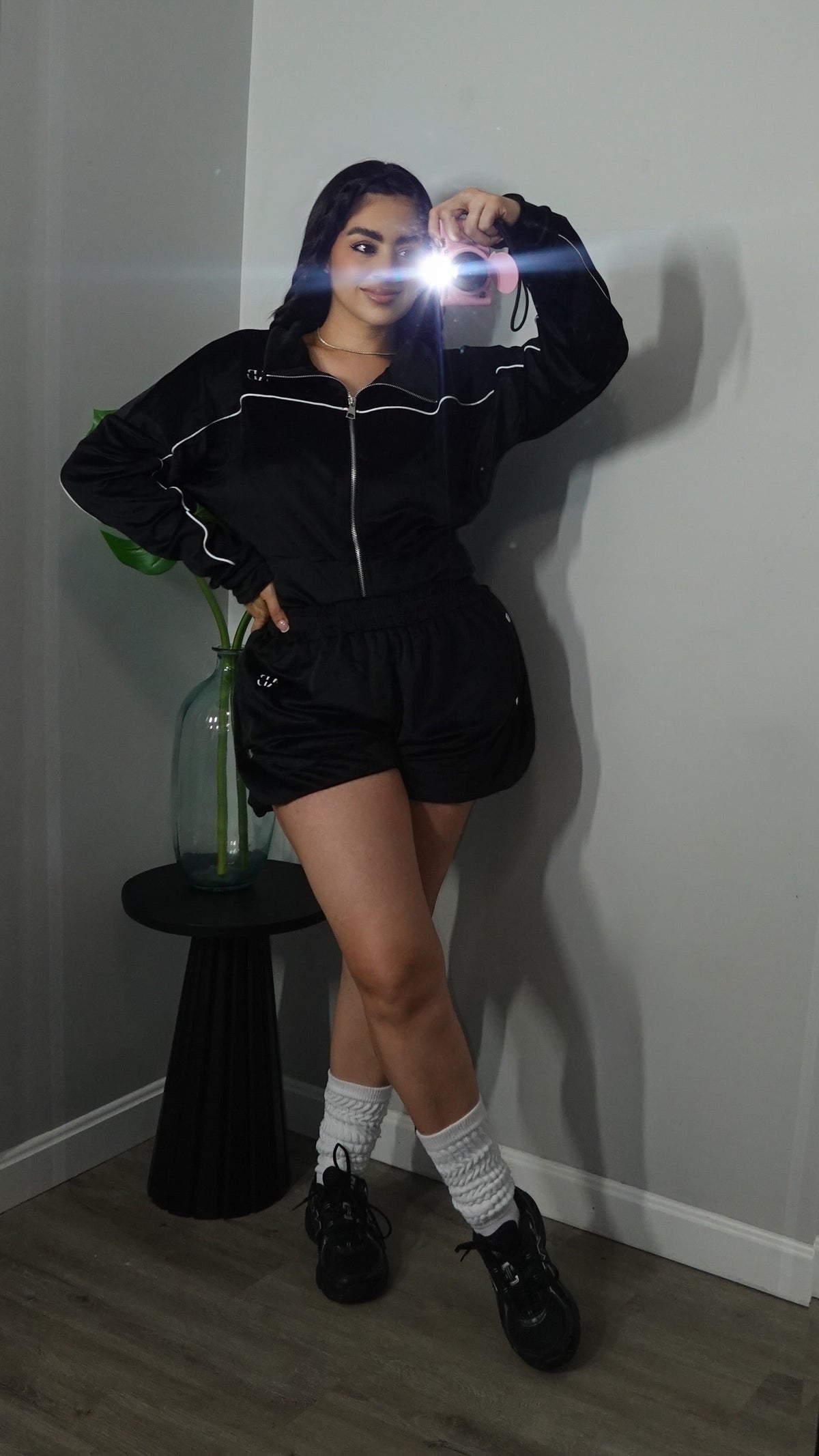 VELVET AB BLACK SHORT SET