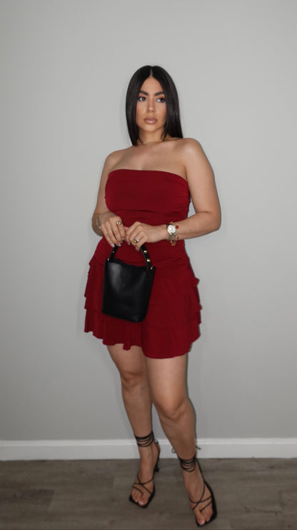 STRAPLESS BURGUNDY DRESS
