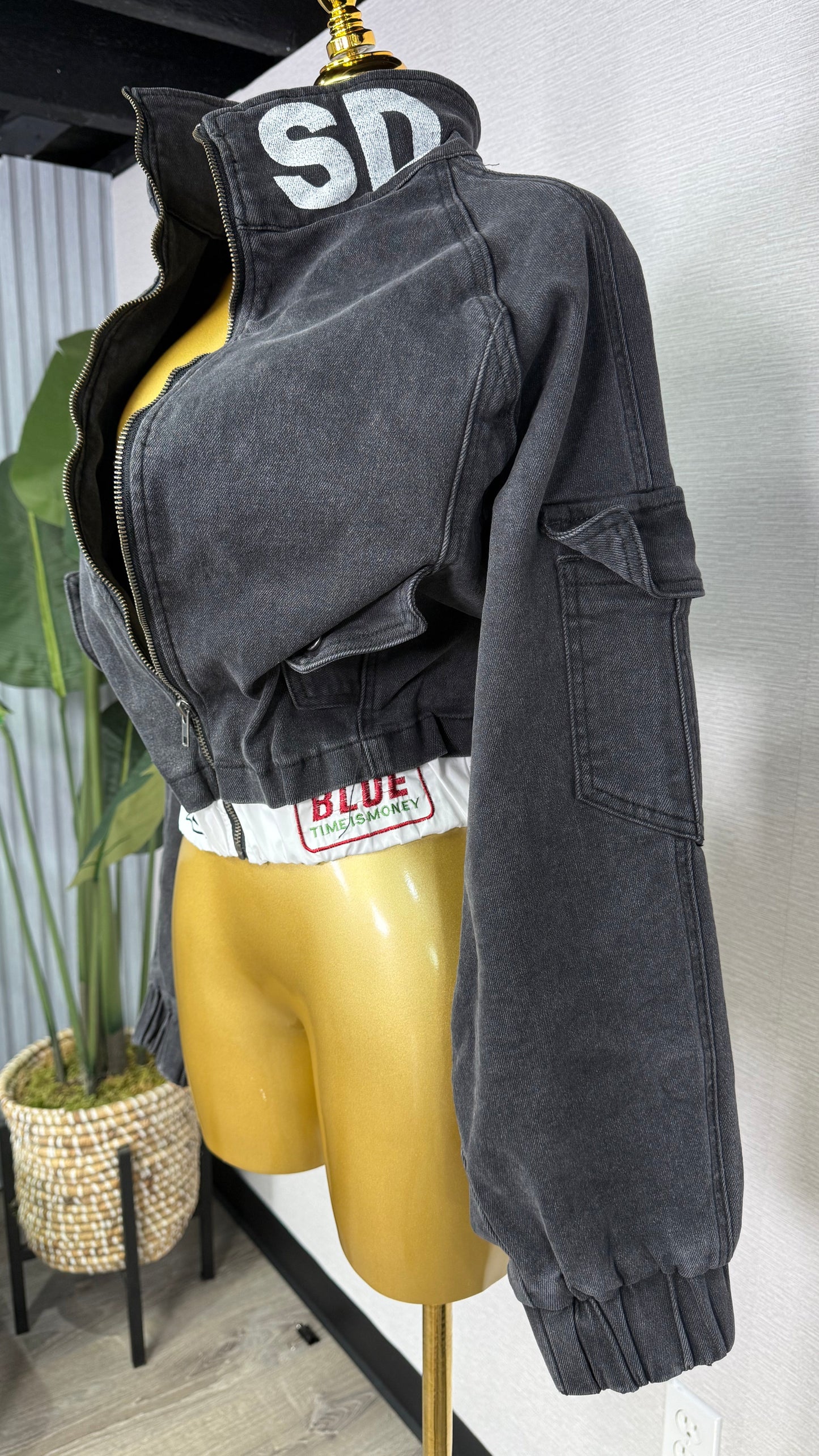 KAROLINE BLACK DENIM JACKET