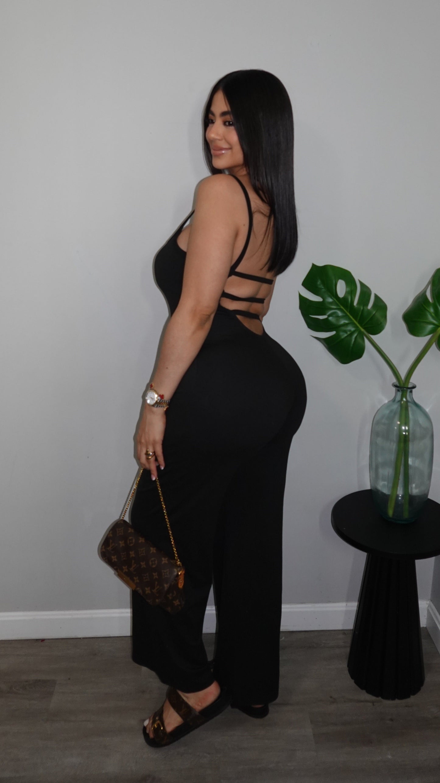 BLACK JUMPSUIT BÁSICO