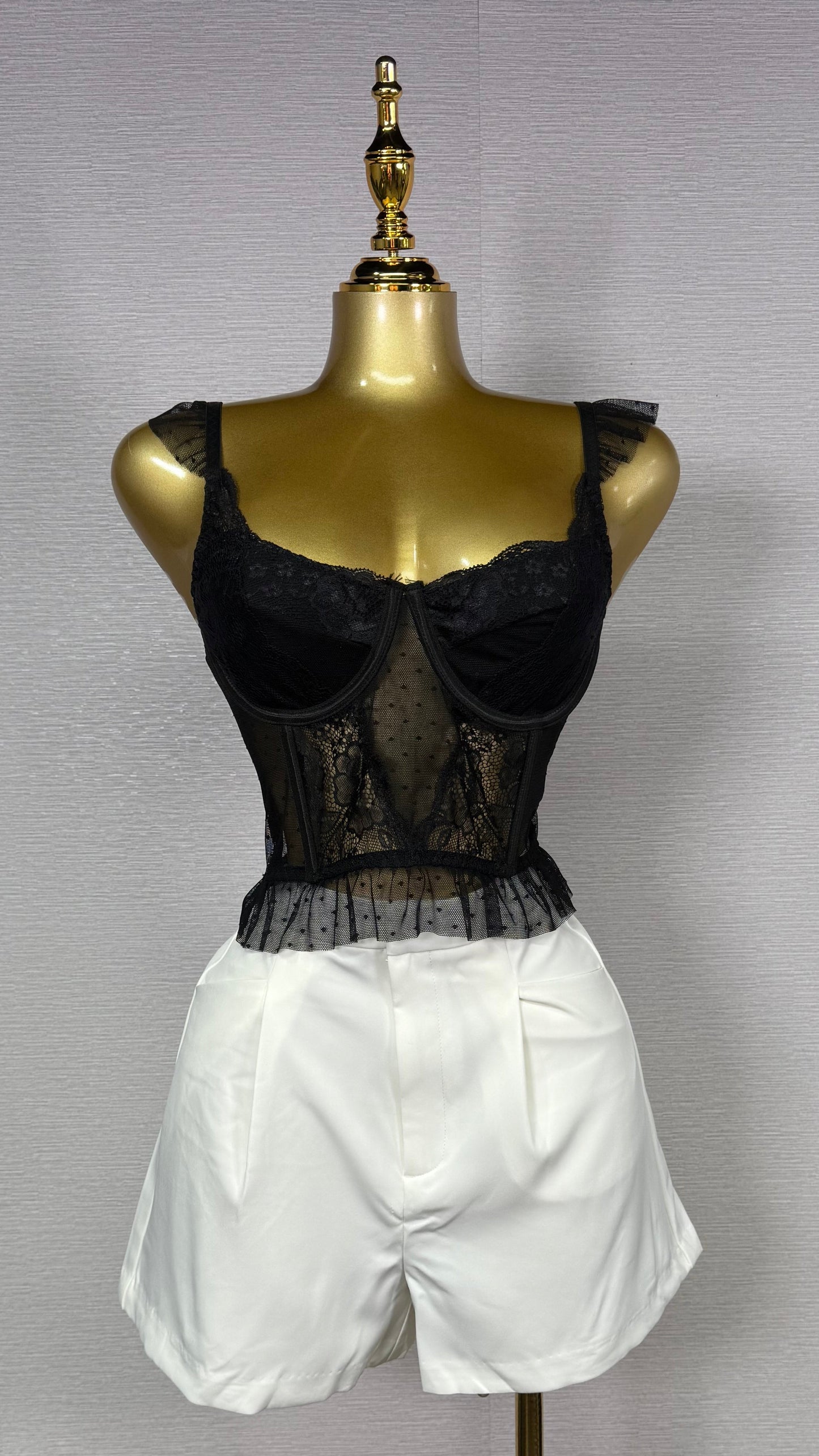 IVORY SHORT PANTS