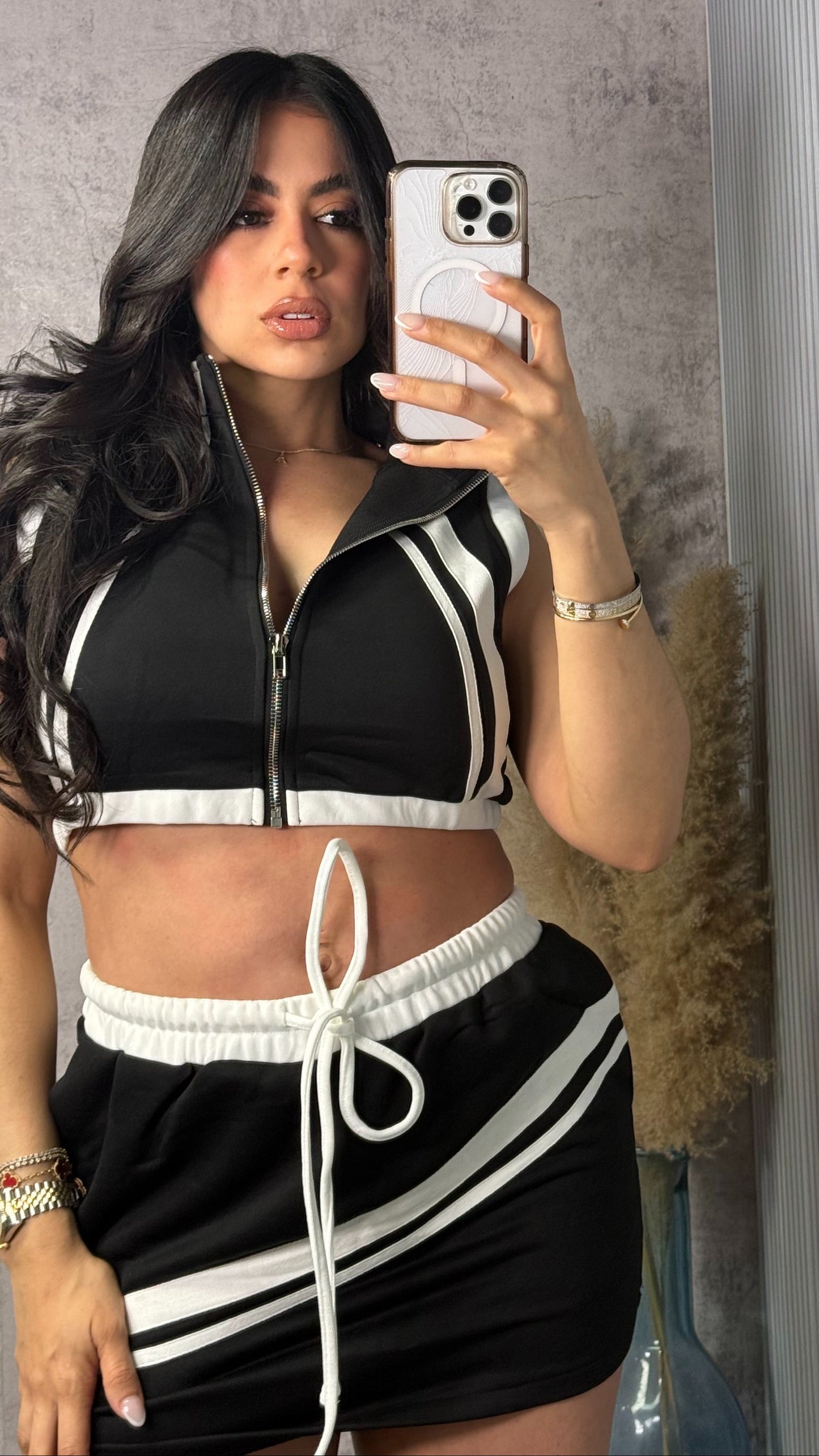 COLOR BLOCK SKIRT SET BLACK AND WHITE