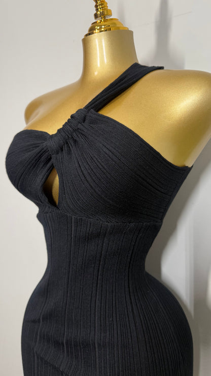 FANNY ONE SHOULDER BLACK DRESS