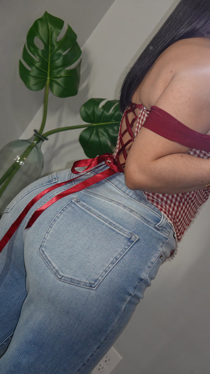 ANGY BUSTIER