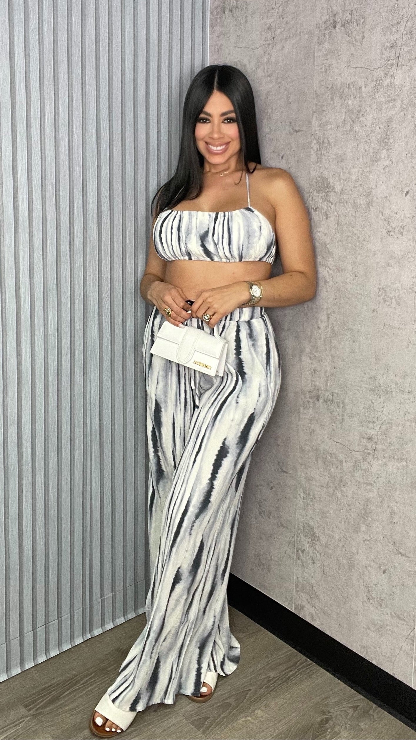 Amayra Open Back Set