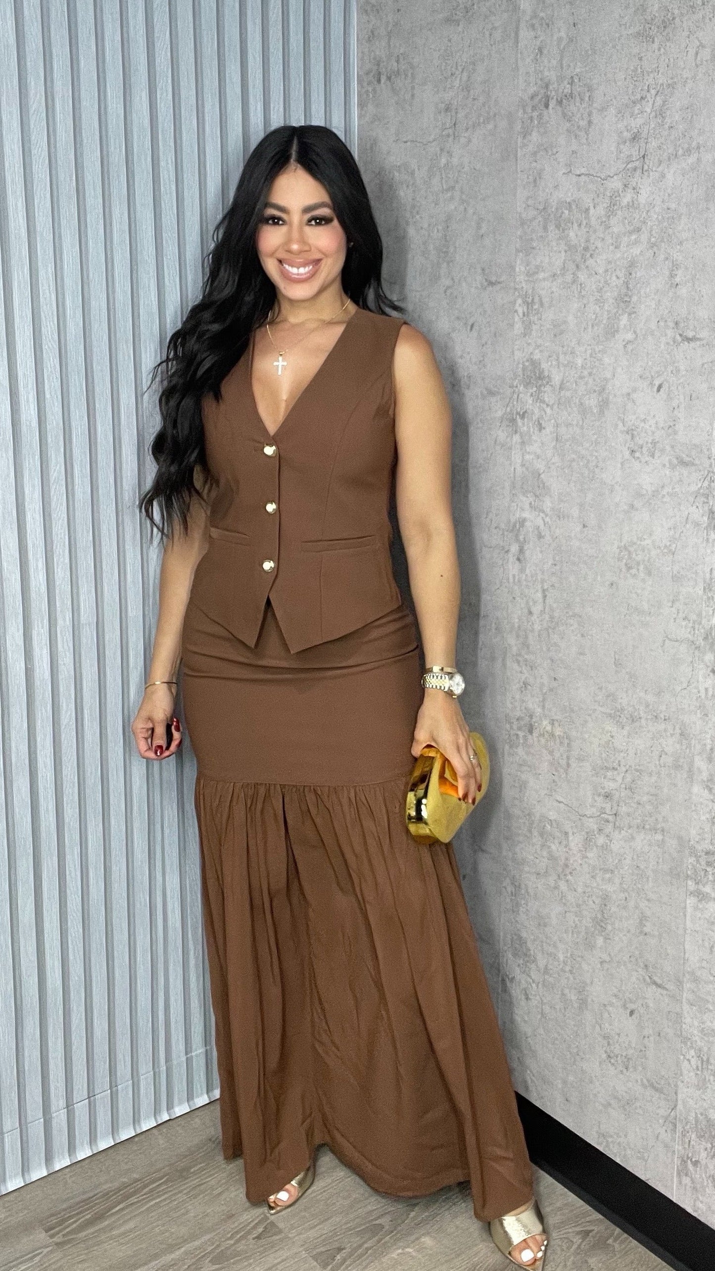 CHOCOLATE VEST AND SKIRT SET