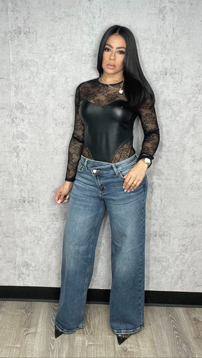 ASYMMETRICAL WAIST  CELLO Jeans