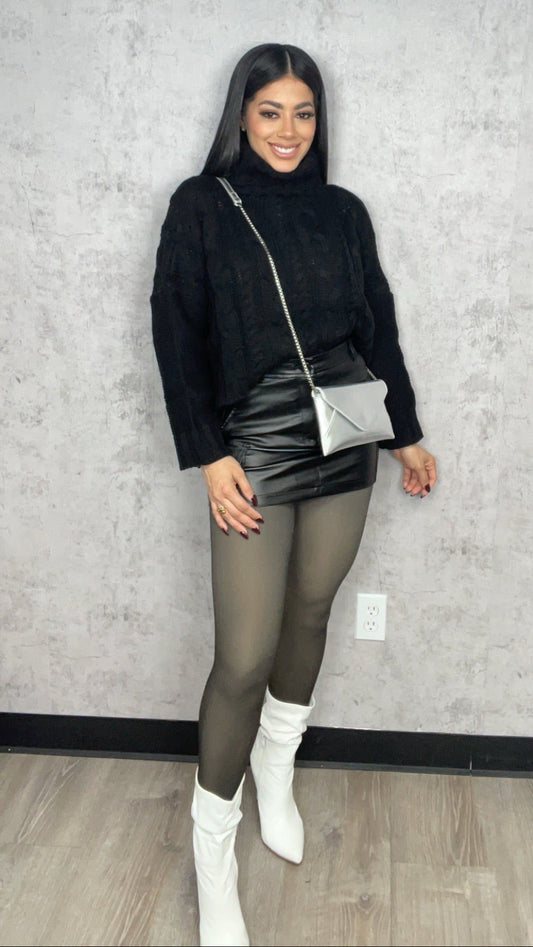 TURTLE NECK OVERSIZED SWEATER TOP