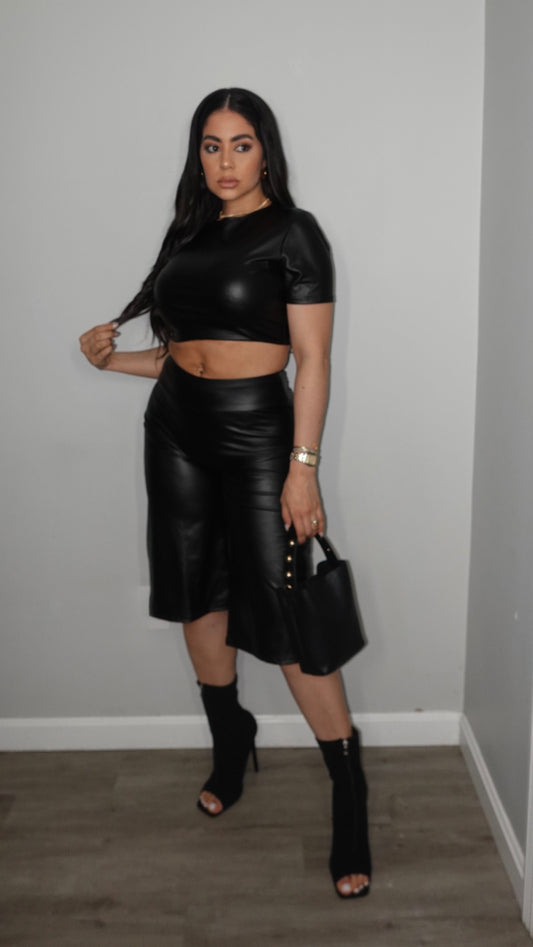 ALONDRA LEATHE PANTS SET