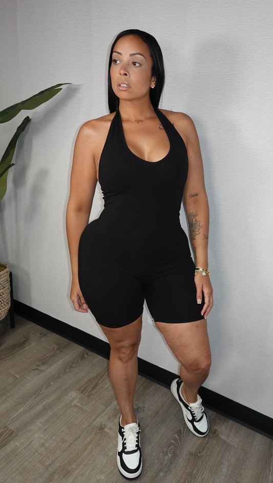 BLACK BASIC ROMPER