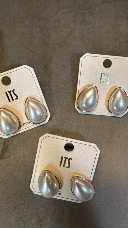 Modest Pearl Teardrop Earrings