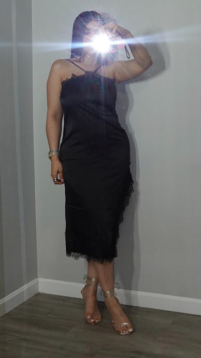 LORENA SATIN LACE DRESS BLACK