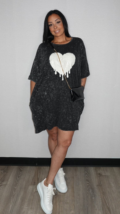 HEART LOOSE FIT DRESS