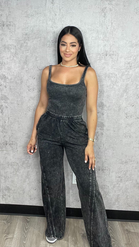 Mineral Bodysuit and Wide Legs Pants