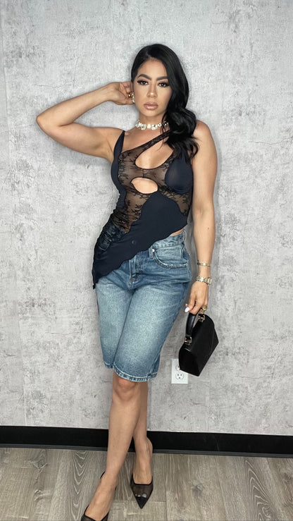 Gyna Lace Black Top