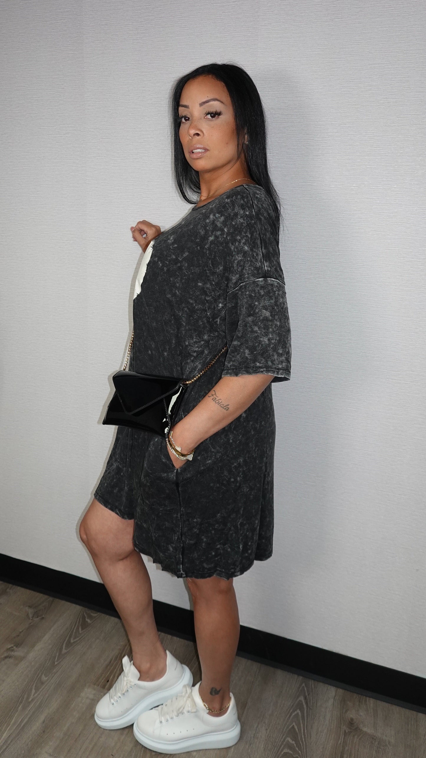 HEART LOOSE FIT DRESS