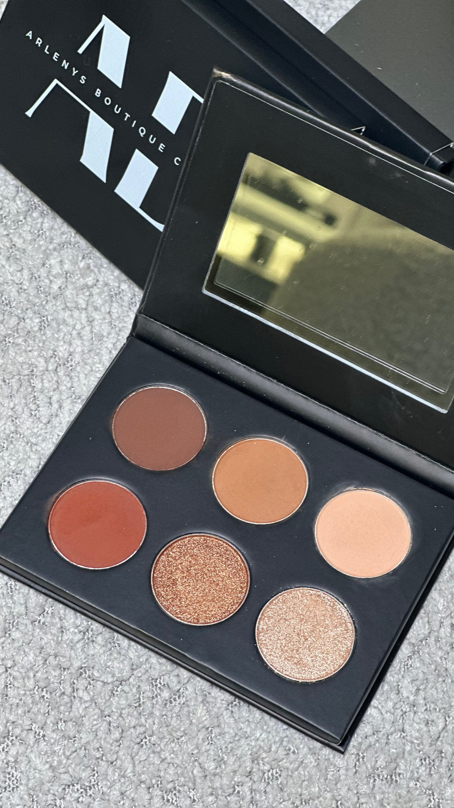 Fabiola Eye Shadow (Paleta 6 Colores)