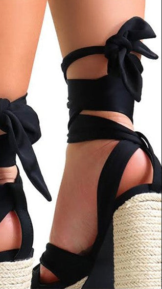 MIREYA PLATAFORMAS NEGRAS