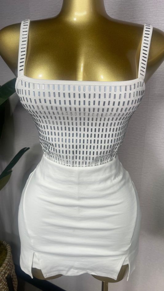 LIZ WHITE TOP