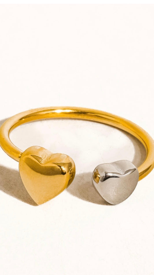 18k Non-tarnish Two Tone Heart Ring